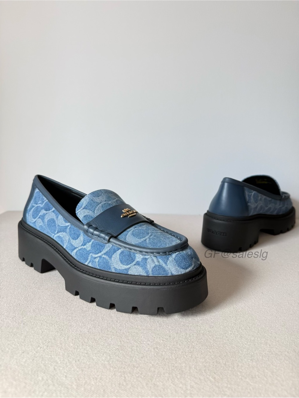 NWT Coach Lucy Lug Sole Loafers Signature Denim Blue Size 10 CDF78